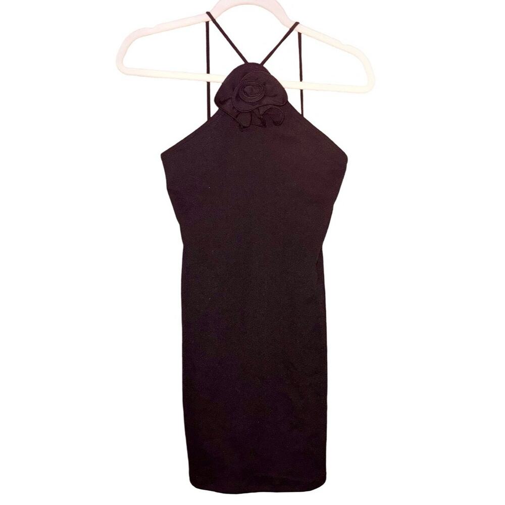 NWT Zara mini dress with flower appliqué